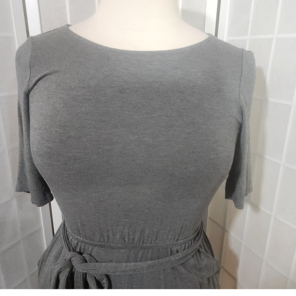 Torrid Super Soft Heather Grey Jersey Romper Pockets Tie Plus Size: 0X (12) - Picture 4 of 6